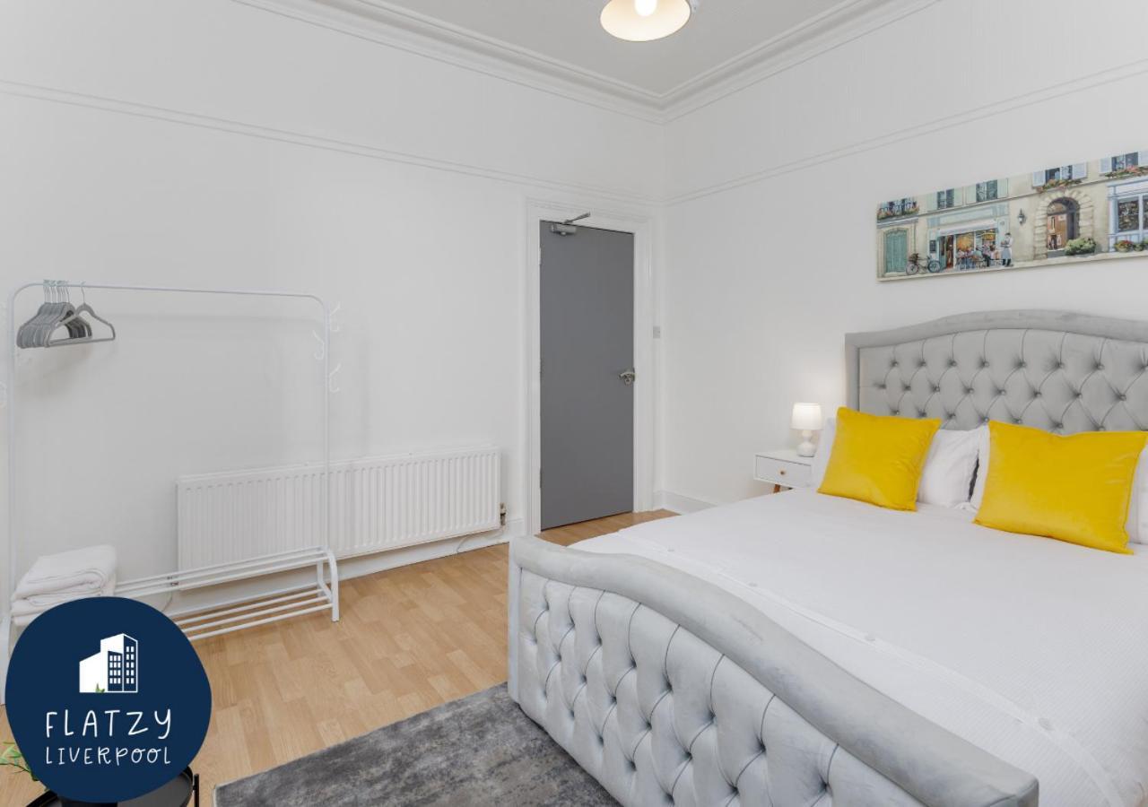 Flatzy - 6 Bed Oasis Close To Football Stadiums Ліверпуль Екстер'єр фото